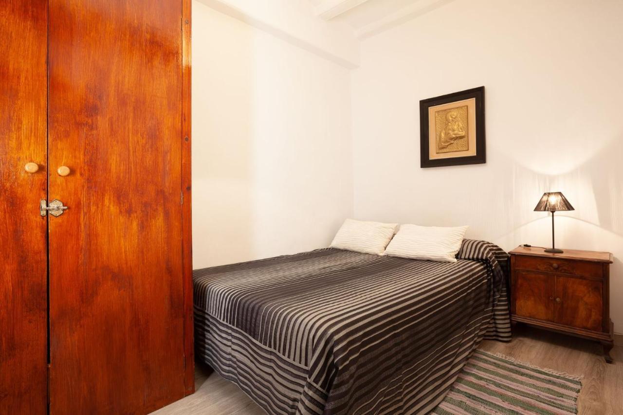Esquirol Apartment Barcelona Bagian luar foto