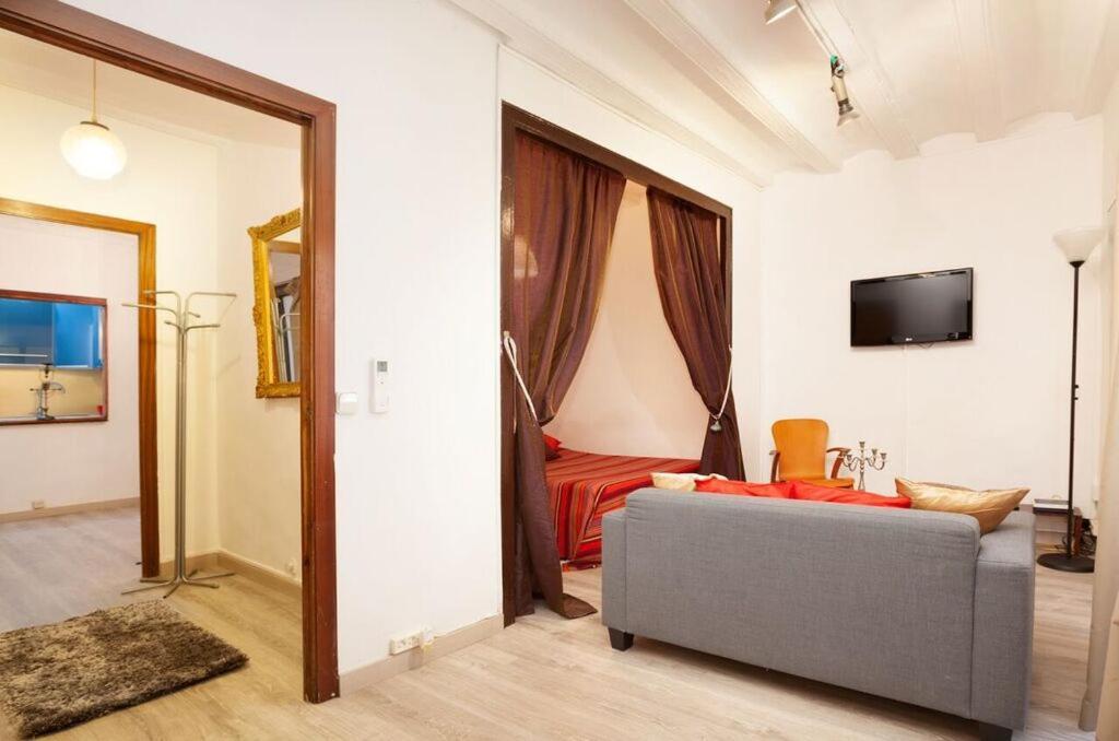 Esquirol Apartment Barcelona Bagian luar foto