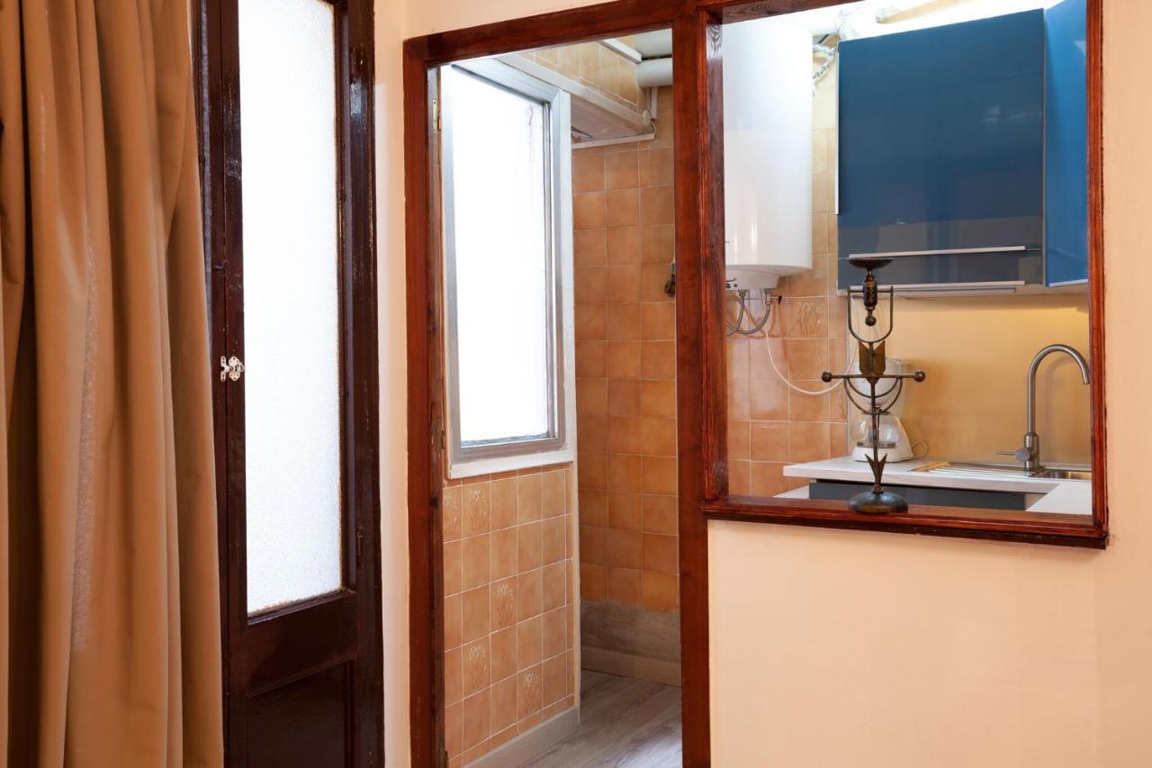 Esquirol Apartment Barcelona Bagian luar foto
